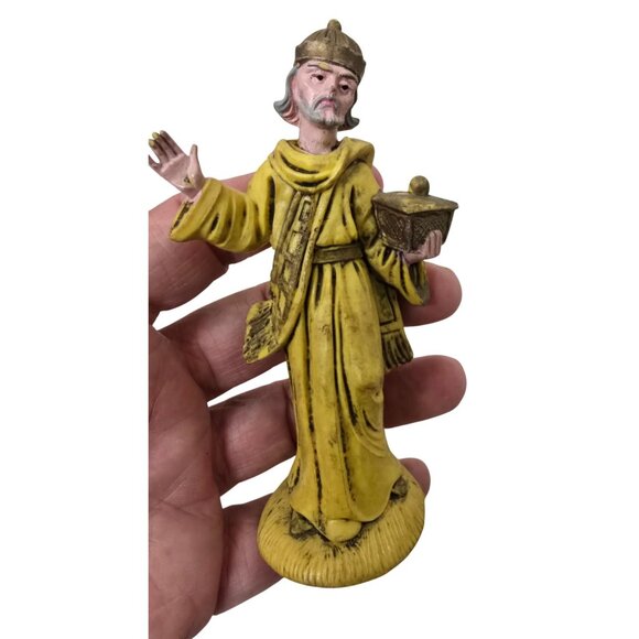 15 pc Set of Hand-Painted Italy Nativity Figurines - Picture 11 of 14